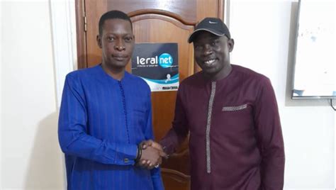 Leral Tv Mansour Diop Journaliste Chroniqueur Et Pr Sentateur Prend