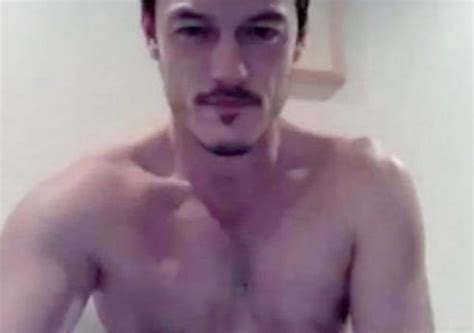 El Actor Gay Luke Evans Desnudo En Cam4 CromosomaX