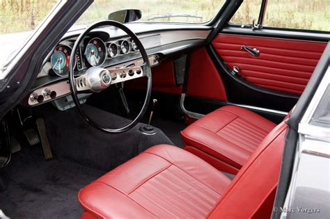 volvo p1800 interior