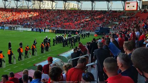 Zamieszki na stadionie Widzewa 13 osób zostało zatrzymanych