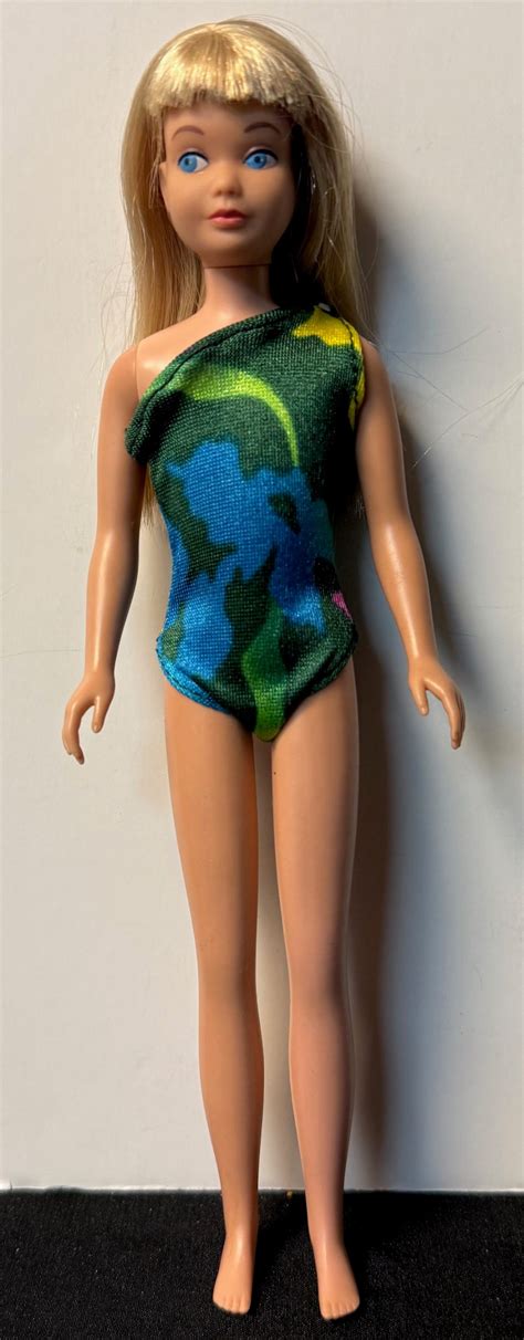 Vintage Sl Skipper Blonde In Tropical Swimsuit Doll Peddlar