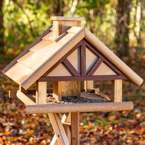 Voss Garden Levar Hochwertiges Vogelhaus Mit Kreuzstandfu Natur