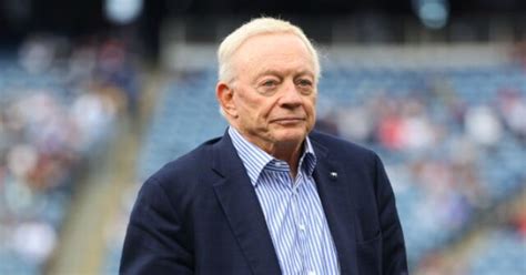 Jerry Jones Explains Super Bowl Ring Given To Clarence Thomas