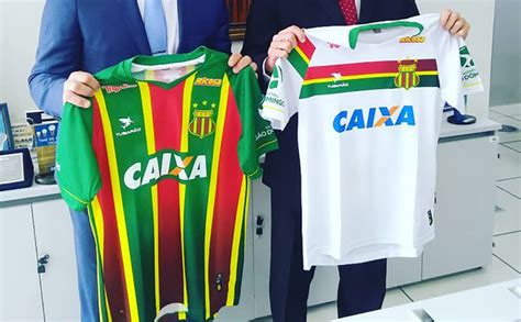 Tubarão Sampaio Corrêa lança marca própria de uniformes Mantos do