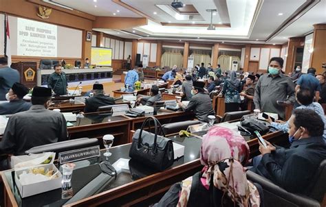 DPRD Gresik Tetapkan 6 Jabatan Ketua AKD Ini Nama Namanya