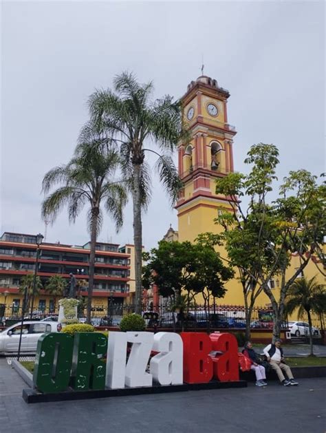 Orizaba celebra la música de Cri Cri el Grillo cantor en sus calles