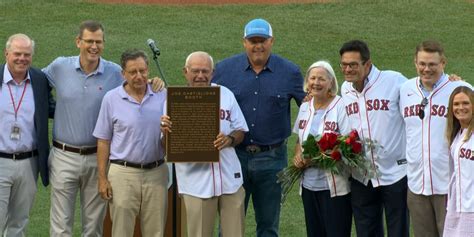 Joe Castiglione honored for 40 years in Red Sox booth