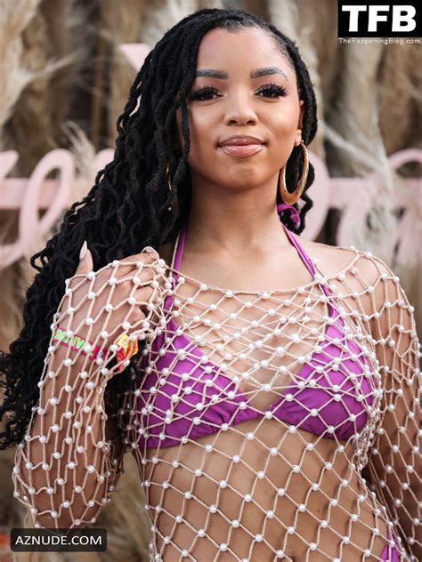 Chloe Bailey Sexy Seen Flaunting Her Hot Curves At The Revolve Festival In La Quinta Riverside