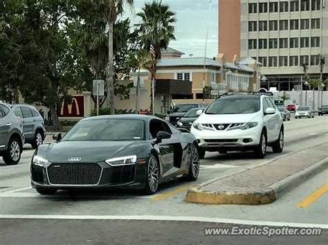 Audi R8 spotted in Ft Lauderdale, Florida on 01/02/2018