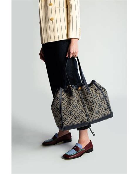 Tory Burch T Monogram Tote Bag In Blue Lyst Canada