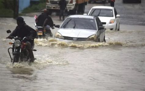 Kenia Al Menos 32 Muertos Y 40 Mil Desplazados Por Las Fuertes Lluvias