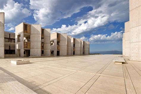 17 Striking Concrete Buildings Around The World Moderne Architektur Architektur Modern