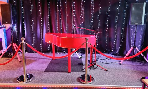 Red Piano Neil Drover Entertainment Agency For Live Music Presenters