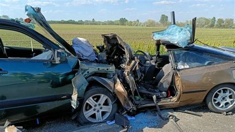 SZOLJON Ketten haltak meg egy borzalmas balesetben Hevesnél szinte