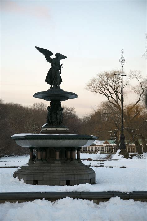 Fotos gratis nieve Monumento estatua reflexión clima Estados