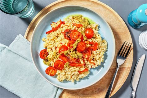 Oven Baked Pesto And Roasted Pepper Risotto Recipe Hellofresh