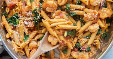 Shrimp And Spinach Pasta Easy One Pot Pasta Valeries Kitchen