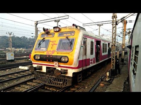 Parallel Train Raceing With Icf Medha Emu Local Entering Busiest Howrah