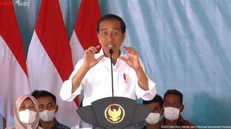 Presiden Jokowi Peringatkan Untuk Hati Hati Dana Kur Dibagi Ke