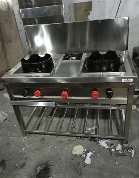 Lpg Three Burner Chinese Gas Range For Hotel At Rs Piece In