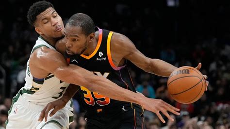 Booker Scores 32 Durant Adds 28 Suns Push Past Short Handed Bucks 114