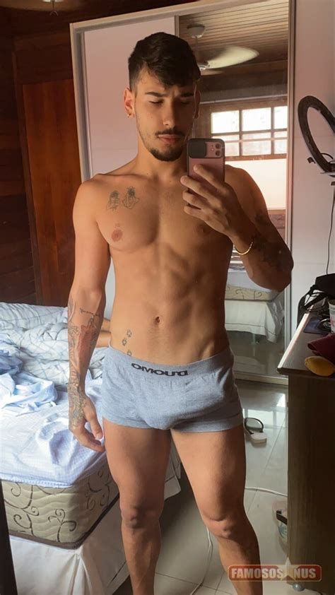 Kleber Alvarenga Nude Pornstar Gay Pelado Em Fotos Xvideos Gay