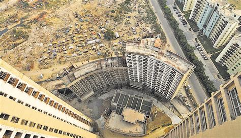 Stuck Projects Noida Greater Noida Authorities Told To Prepare Report