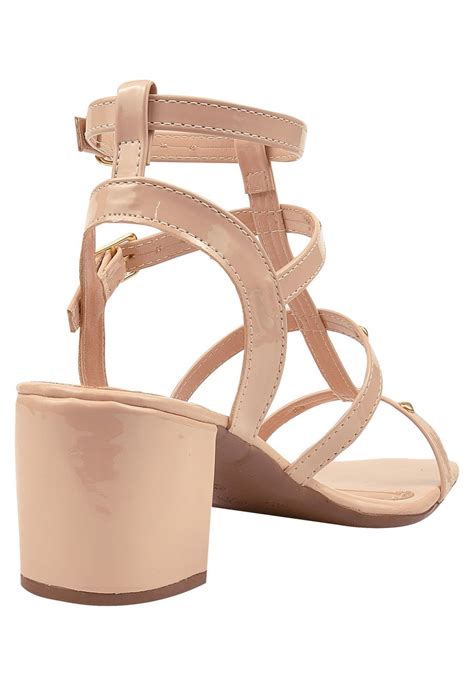 Sandália ROSA CHIC CALÇADOS Gladiadora Spike Tachinhas Bico Quadrado