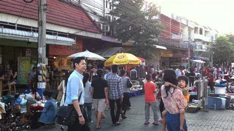 Thailand Floods Thapae Walking Street 13 Nov 2011mov Youtube