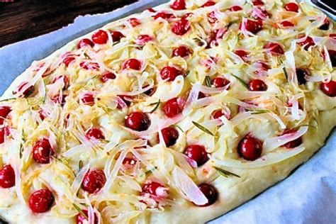 Focaccia Con Tomate Cebolla Y Romero Receta S Per F Cil Enri Lemoine