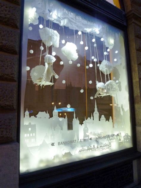 25 Snow Display Christmas Window Decorations Ideas – Decoration Love