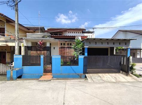 Rumah Minimalis Lantai Di Perum Bukit Cengkeh Depok Kpr J