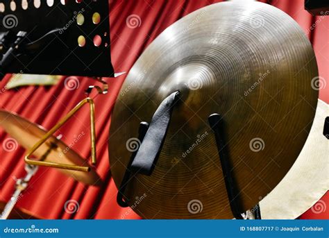 Cymbals of a drum set stock image. Image of audio, blues - 168807717