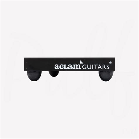 Le Aclam XS1 le pedalboard minimaliste pour 3 ou 4 pédales Protection