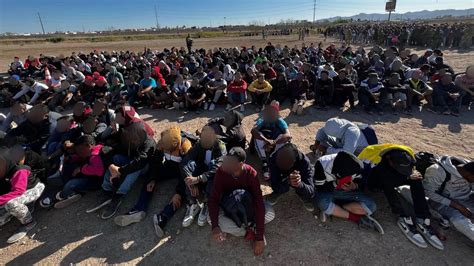 Massive Group Of 1 000 Illegal Immigrants Hits Southern Border As End