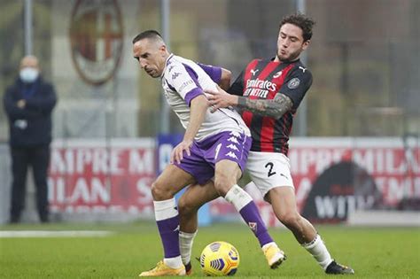 Fiorentina Gagal Hentikan Laju AC Milan Rekor Baru Tercipta