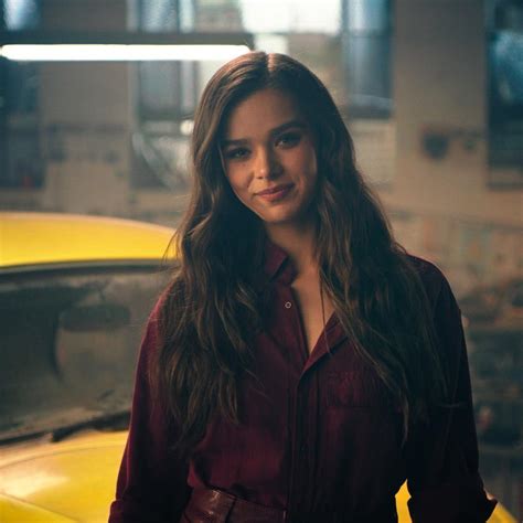 [Bumblebee] Hailee Steinfeld : r/geekboners