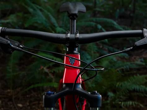 Trek Roscoe 6 275 Plus Hardtail Mountain Bike 2019 Viper Red