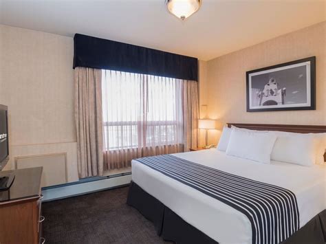 Sandman Hotel Calgary Airport | Calgary Airport Hotels