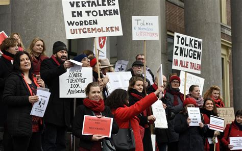 Tolken En Vertalers Overheid Weer In Actie Om Ontoereikend Salaris