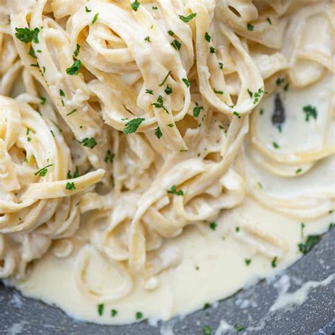 Fettuccine Alfredo Sauce