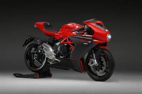 2020 MV Agusta Superveloce 800 First Look Cycle News