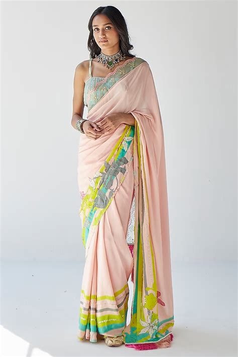 Nude Pink Crepe Printed Hand Embroidered Saree Set By Raji Ramniq At Pernia S Pop Up Shop
