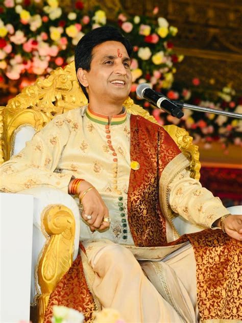 Kumar Vishwas Famous Poems कोई दीवाना कहता है ही नहीं कुमार विश्वास की ये कविताएं भी हैं मशहूर