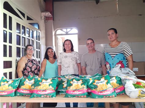 Associação de Apoio a Pessoas Epilepsia entrega alimentos a