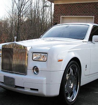 White Phantom Car Limo Hire Birmingham | Limo Hire Birmingham White Phantom Car