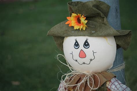 Scarecrow,fall,autumn,harvest,decoration - free image from needpix.com