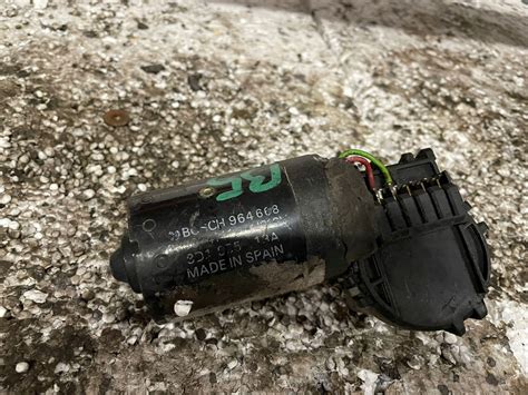 ДВИГАТЕЛ НА ЧИСТАЧКА PASSAT B5 - КРИК.БГ