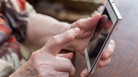 Telefon Und Chataktion Am Oktober Rheuma Therapie Was Ist