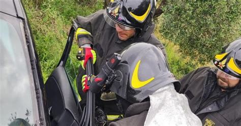 Scontro Tra Auto A Castel Di Lama Donna Trasportata In Eliambulanza